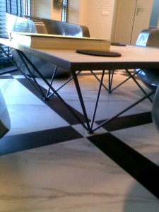 Кофейный столик