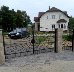 Ворота кованые распашные