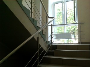 Лестничное ограждение из нержавеющей стали