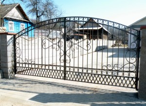 кованые ворота, распашные кованые ворота, кованые ворота минск
