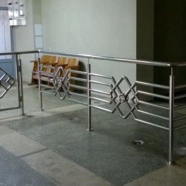 Ограждение их нержавейки