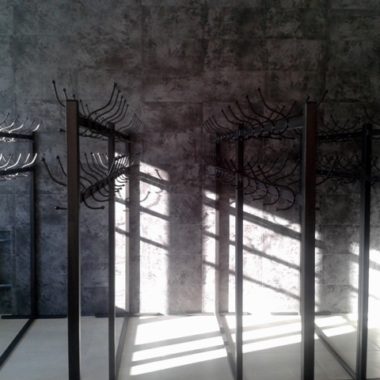 Вешалка гардеробная металлическая